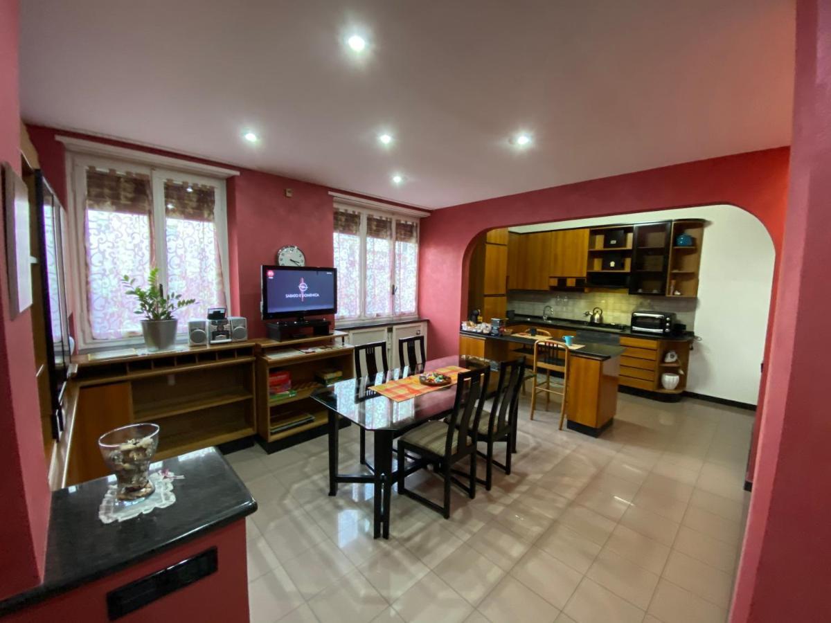 House Toret Turin Luaran gambar